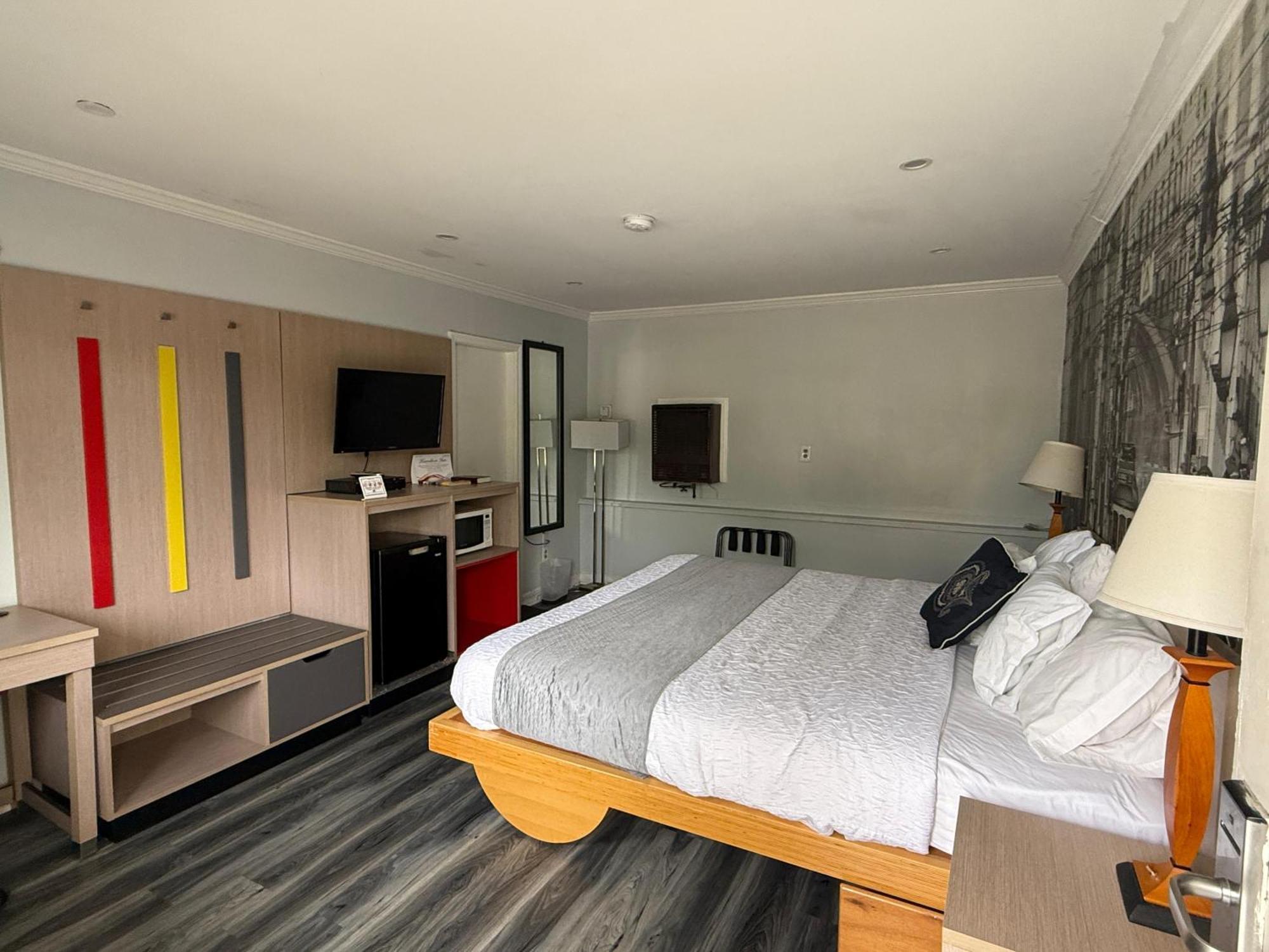 Hamilton Inn สเตอร์บริดจ์ ภายนอก รูปภาพ